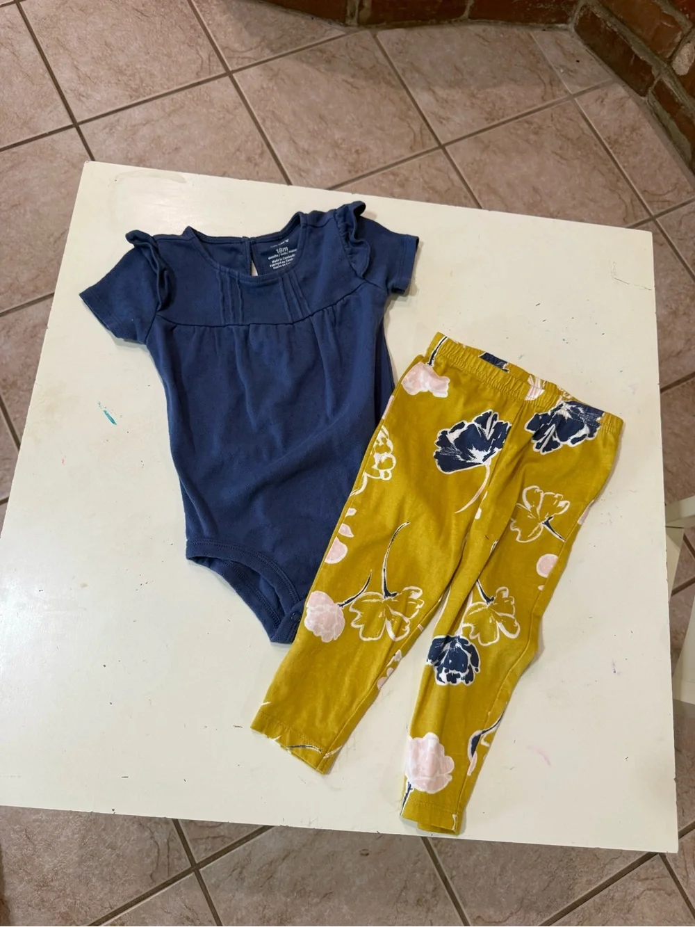 Carter’s Girls 18M Floral Leggings Bodysuit 3 Piece Outfit Bundle